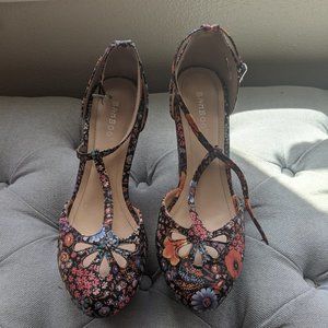 Bamboo Floral Wedges
